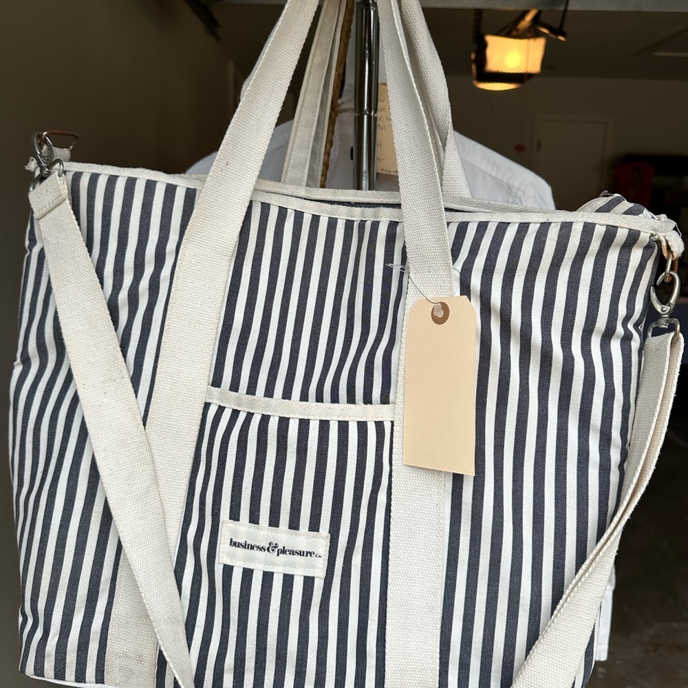 Business & Pleasure soft cooler